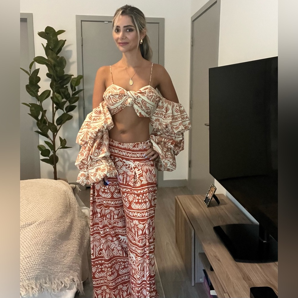 Colombian designer set